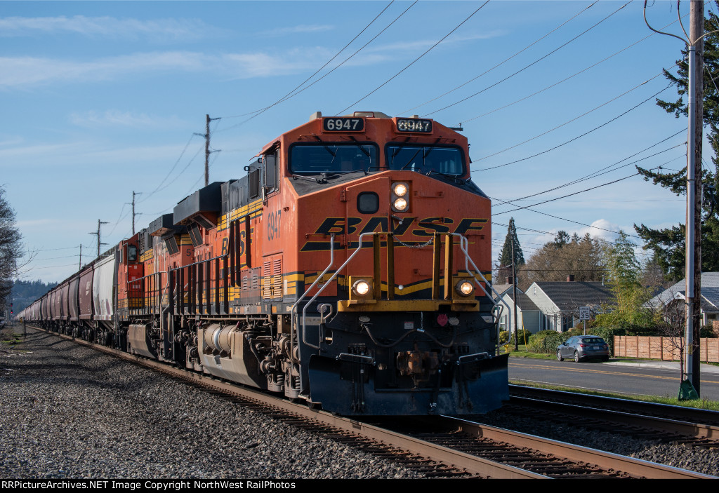 BNSF 6947
